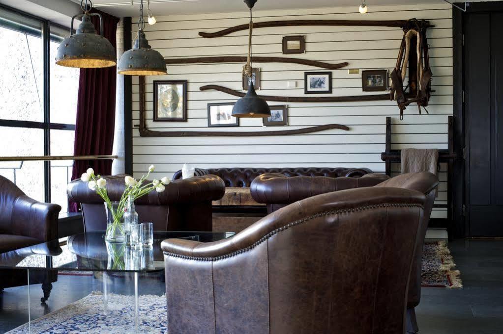 Hotell Tinget Sala Ngoại thất bức ảnh